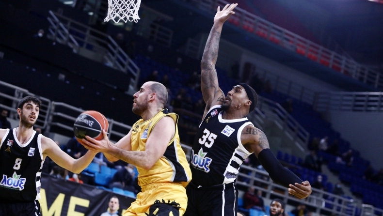 kolom aek