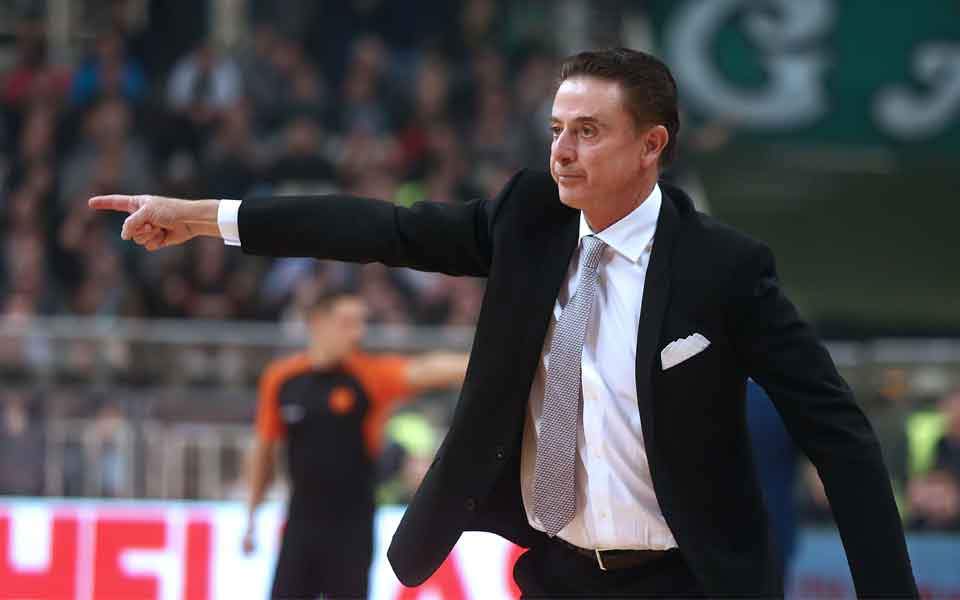 pitino pointing web thumb large