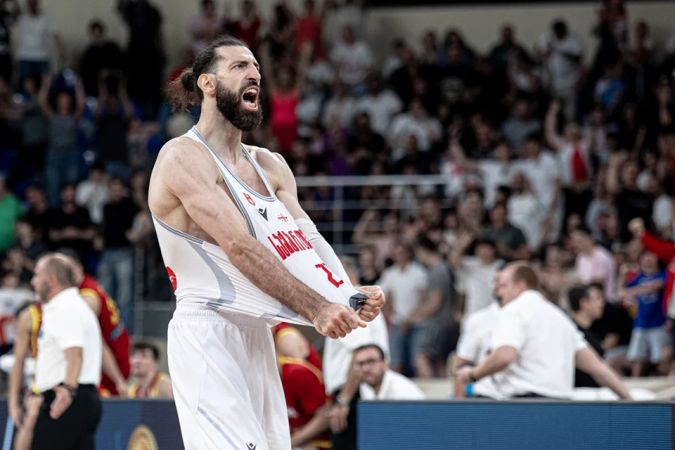 Με Ουκρανία και Ισπανία αρχίζει η Εθνική τον Αύγουστο